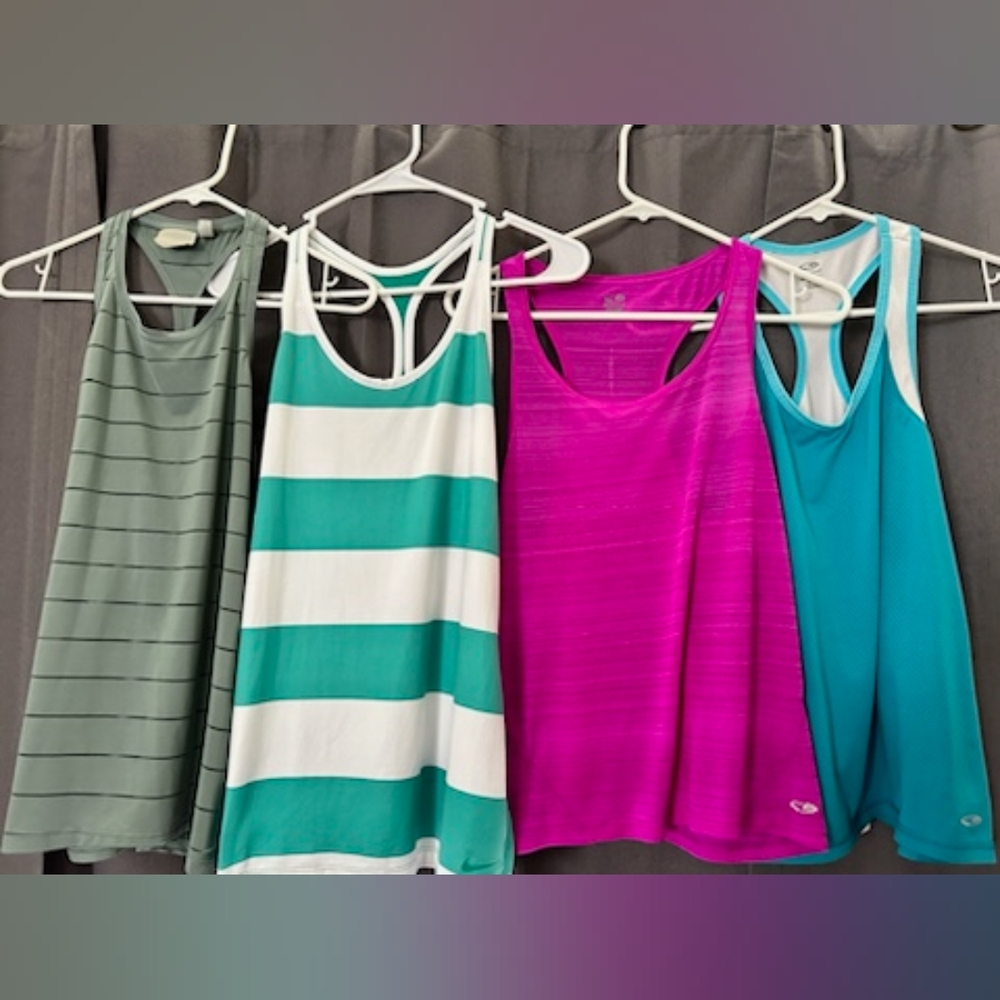 Womans athletic tank top bundle XS-S nike,champion,Athleta brand - Picture 1 of 7